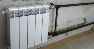 Установка биметаллических радиаторов отопления в квартире в Михайловке - от 2055 руб.